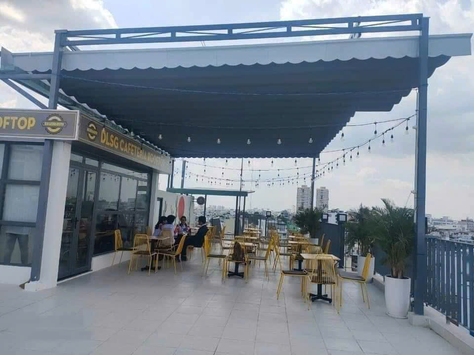 bạt che nắng