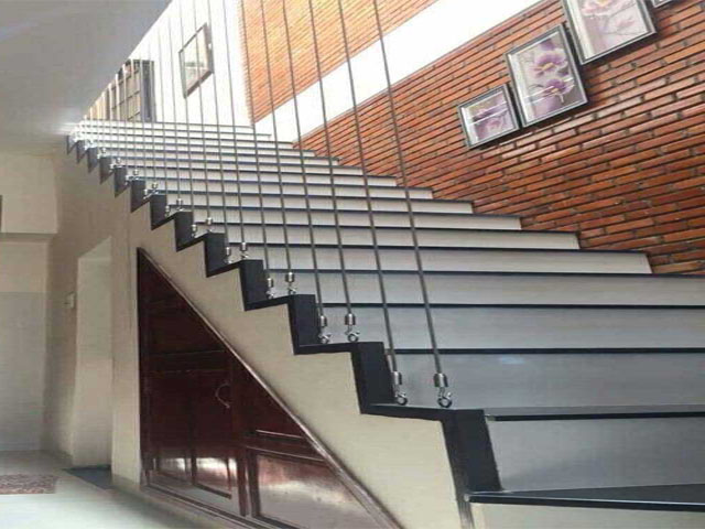 lắp đặt cáp an toàn cầu thang giá rẻ uy tín