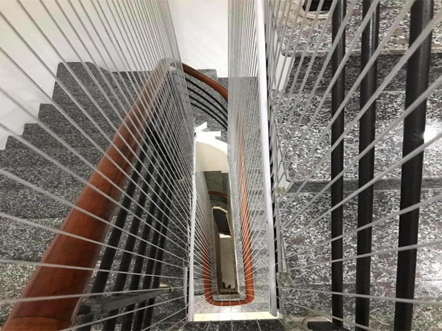 lưới an toàn cầu thang giá rẻ tại hà nội