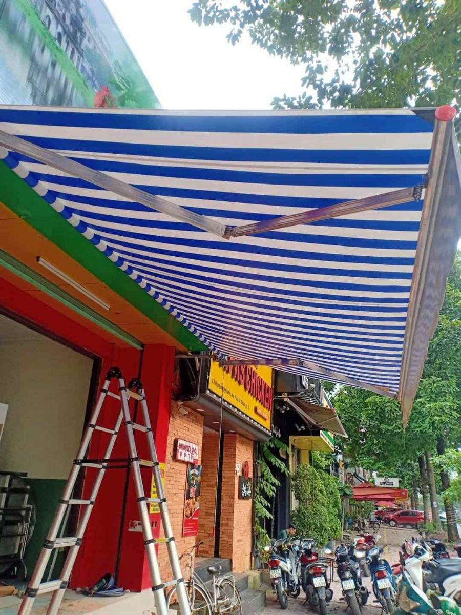 ưu điểm bạt che nắng mưa ngoài trời