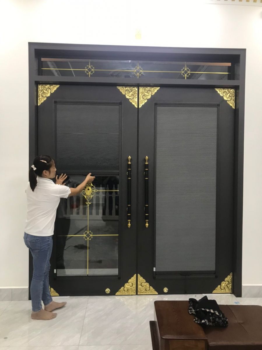 rèm tổ ong trên kính