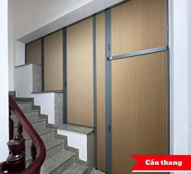 vách rèm tổ ong ngăn lạnh cầu thang